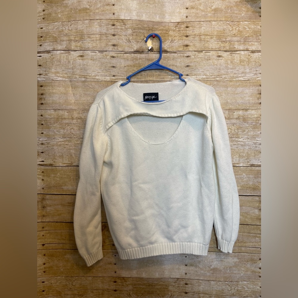 Nasty Gal cutout sweater 🛍